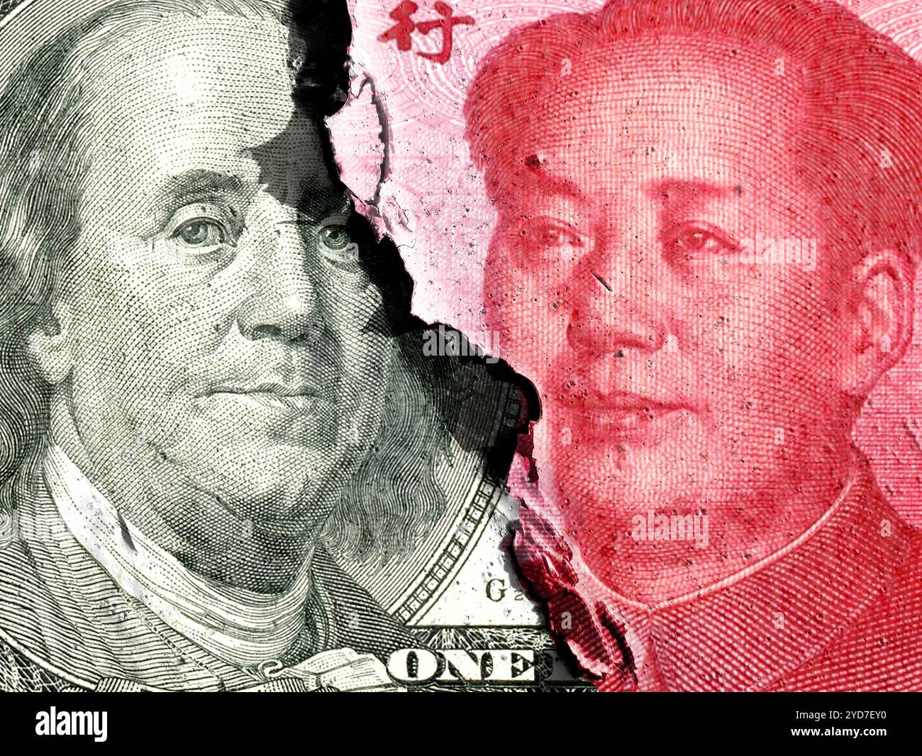 Billets de 100 dollars américains (USD) et 100 renminbi (RMB, CNY) isolés ensemble. Contour arrière Banque D'Images