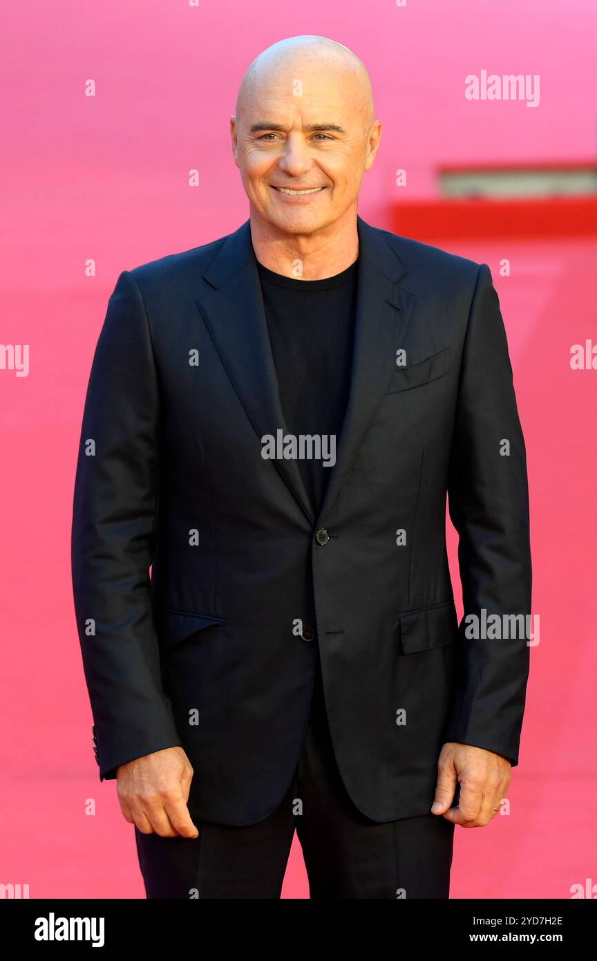 Luca Zingaretti BEI der Premiere des Kinofilms 'la casa degli sguardi' auf dem 19. Internationalen Filmfestival von ROM / Festa del Cinema di Roma 2024 im Auditorium Parco della Musica. ROM, 24.10.2024 Banque D'Images