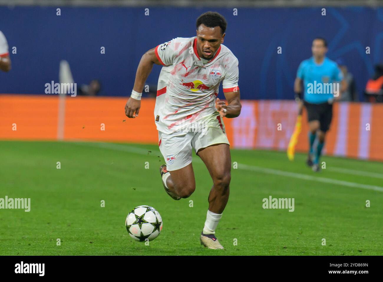 Leipzig, Allemagne. 23 octobre 2024. GER, Saxe, Leipzig, Ligue des Champions RB Leipzig contre FC Liverpool, CHL, UCL, journée, saison 2024/2025, RB Arena, f.l. dans l'image : lois Openda (RB Leipzig #11), 23.10.2024, crédit : HMB Media/Alamy Live News Banque D'Images