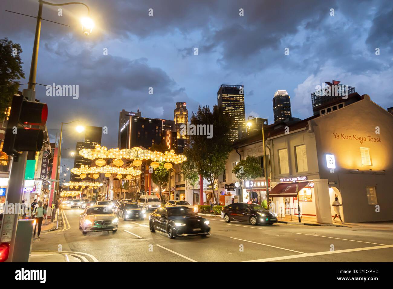 Circulation nocturne de South Bridge Road, Chinatown Singapour Banque D'Images