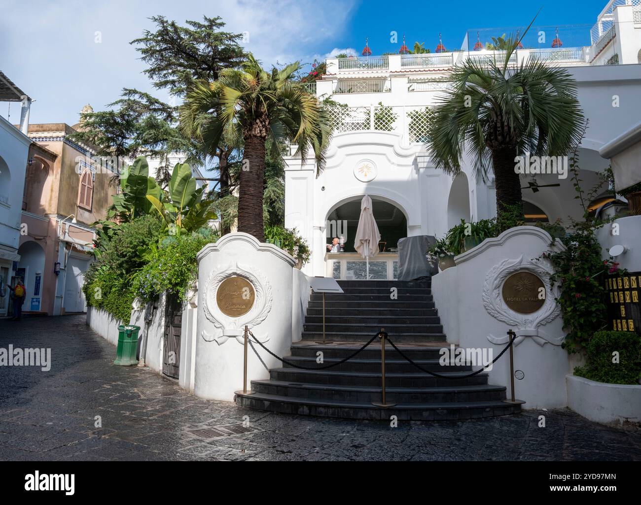 Entrée à l'Hôtel la Palma, île de Capri, Campanie, Italie. Banque D'Images