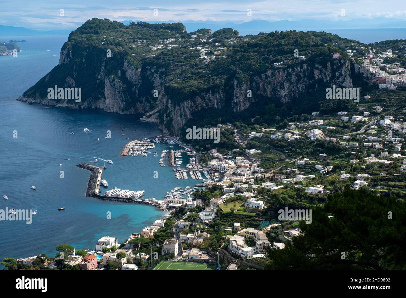 Vue de Marina Grande depuis le point de vue panoramique d'Anacapri, Anacapri, île de Capri, baie de Naples, Campanie, Italie, Banque D'Images