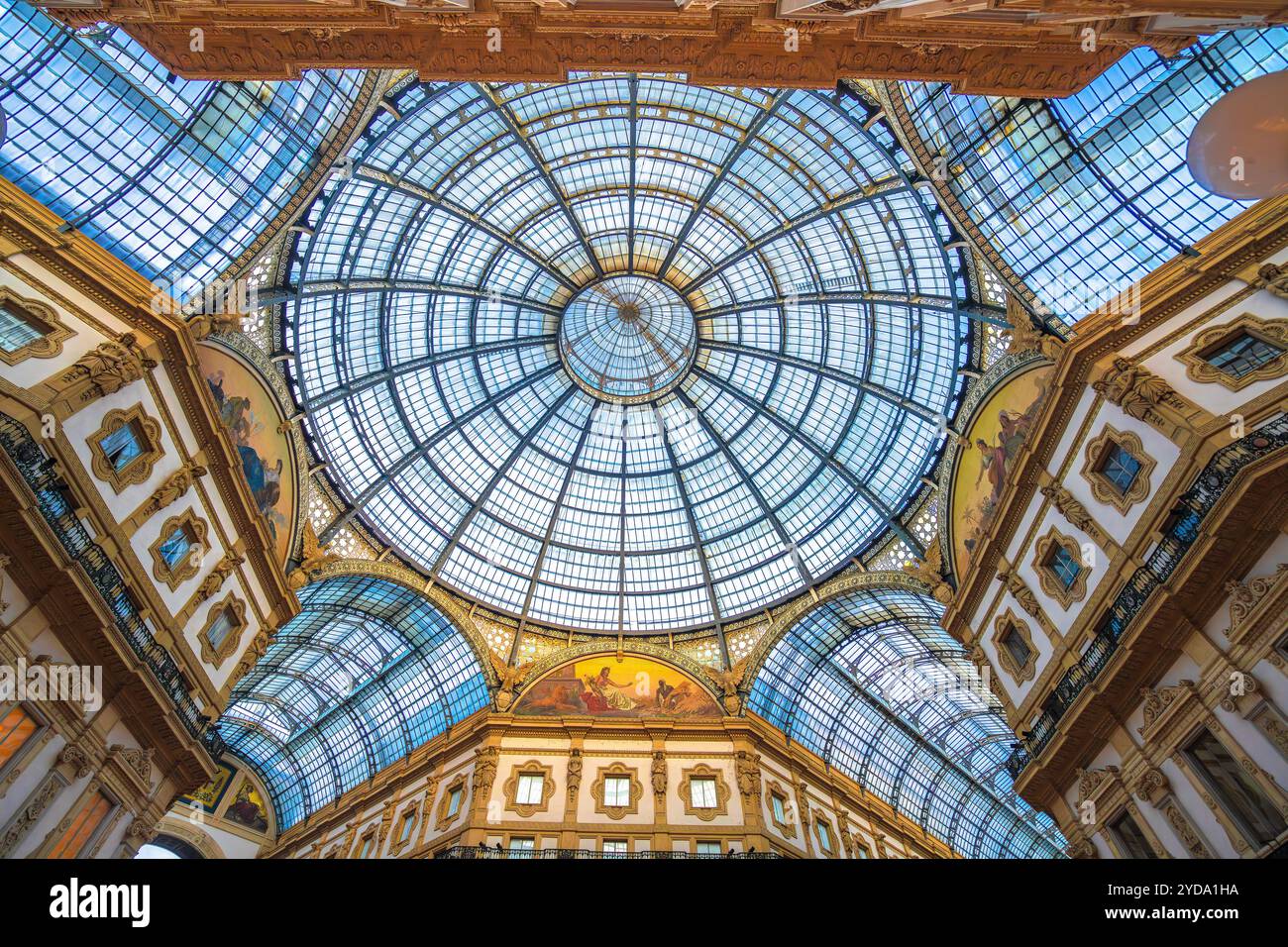 Galleria Vittorio Emanuele II à Milan vue panoramique de l'architecture Banque D'Images