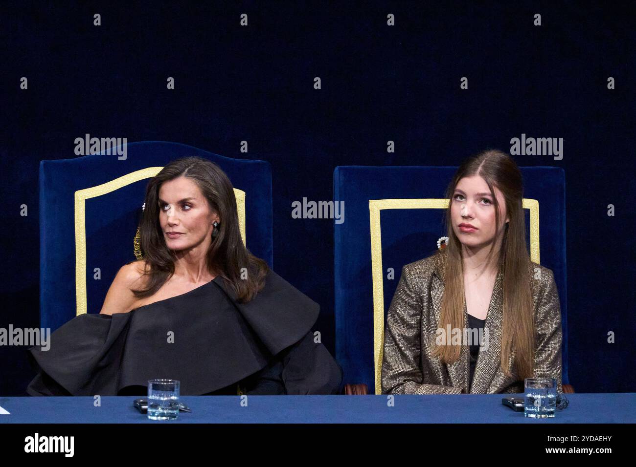 Oviedo, Asturies, Espagne. 25 octobre 2024. La reine Letizia d'Espagne, la princesse Sofia assiste au Gala de la cérémonie lors des Prix Princesse des Asturies 2024 au Théâtre Campoamor le 25 octobre 2024 à Oviedo, Espagne (crédit image : © Jack Abuin/ZUMA Press Wire) USAGE ÉDITORIAL SEULEMENT! Non destiné à UN USAGE commercial ! Crédit : ZUMA Press, Inc/Alamy Live News Banque D'Images