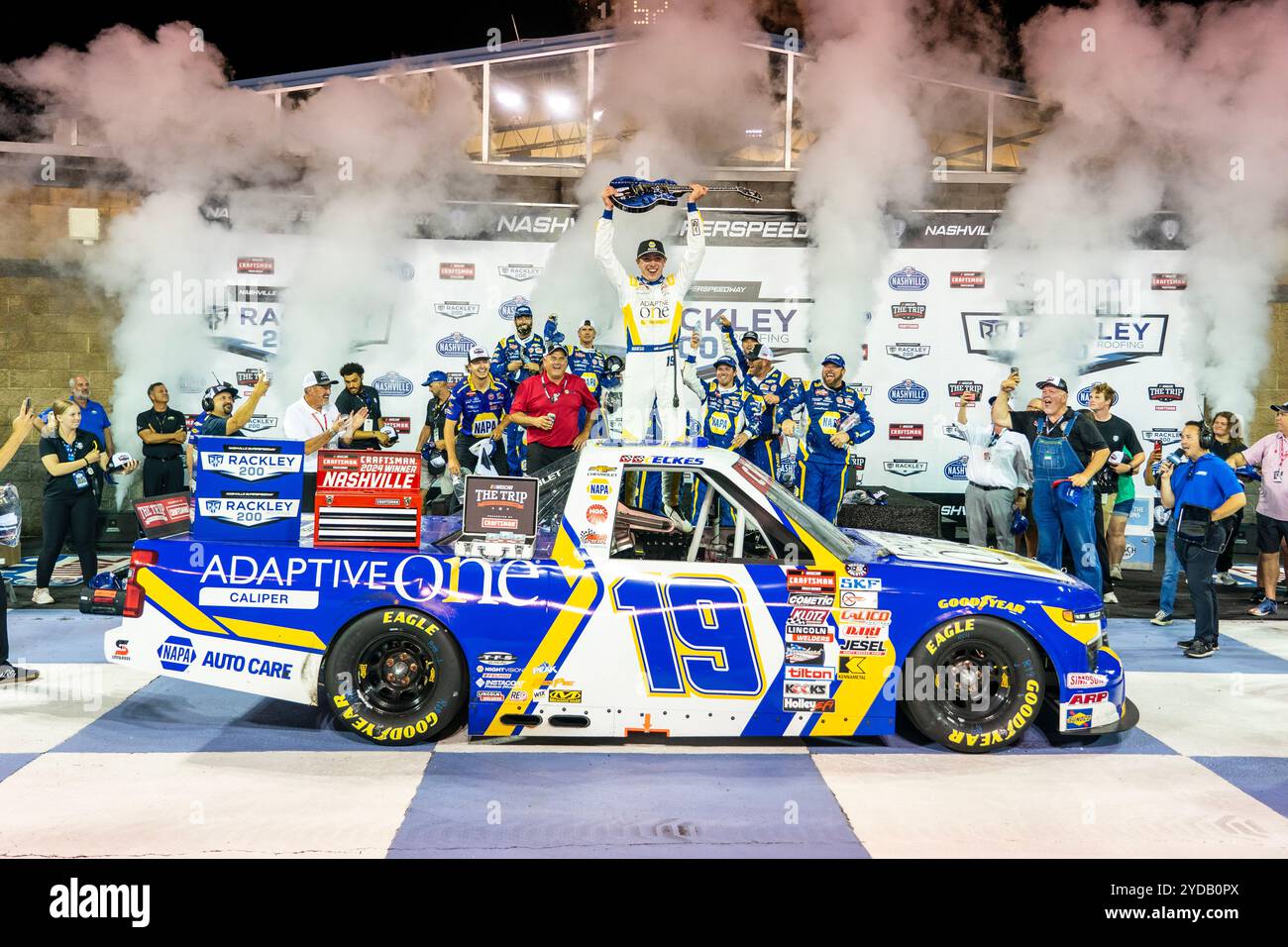 NASCAR Craftsman Truck Series : juin 28 Rackley Roofing 200 Banque D'Images