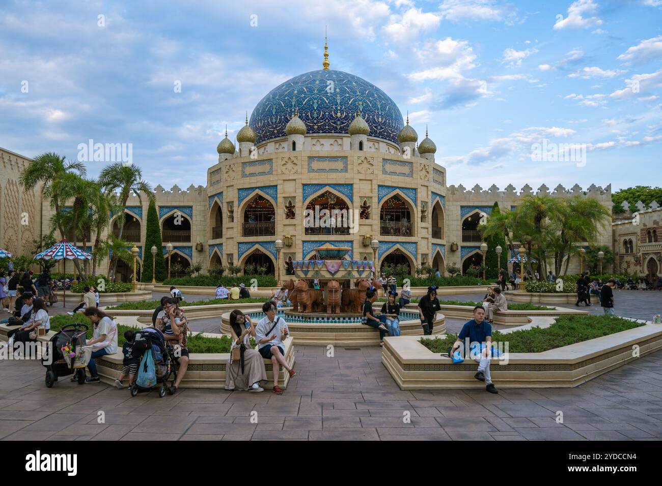 Il s'agit d'une vue sur la côte arabe, une attraction populaire au parc à thème DisneySea le 13 juin 2023 à Tokyo, au Japon Banque D'Images