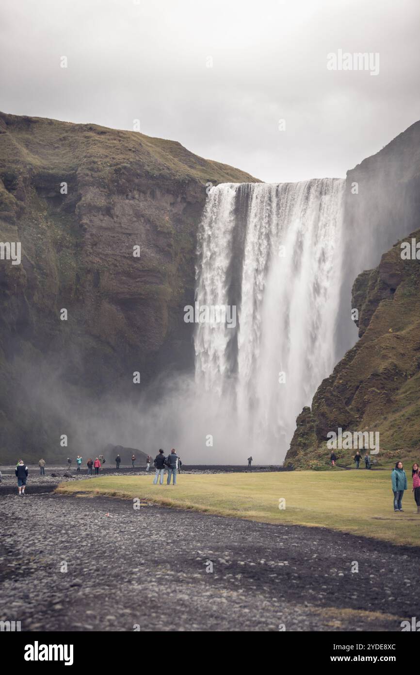 Cascade de Skogafoss, Islande Banque D'Images