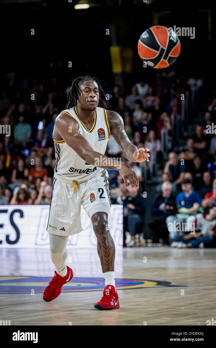 Barcelone, Espagne. 25 octobre 2024. L'amiral Schofield (Asvel Villeurbanne) en action lors d'un match de l'EuroLeague entre Braça basket et Asvel Villeurbanne au Palau Blaugrana. Score final : panier Braça 90 - panier Asvel 83. Crédit : SOPA images Limited/Alamy Live News Banque D'Images