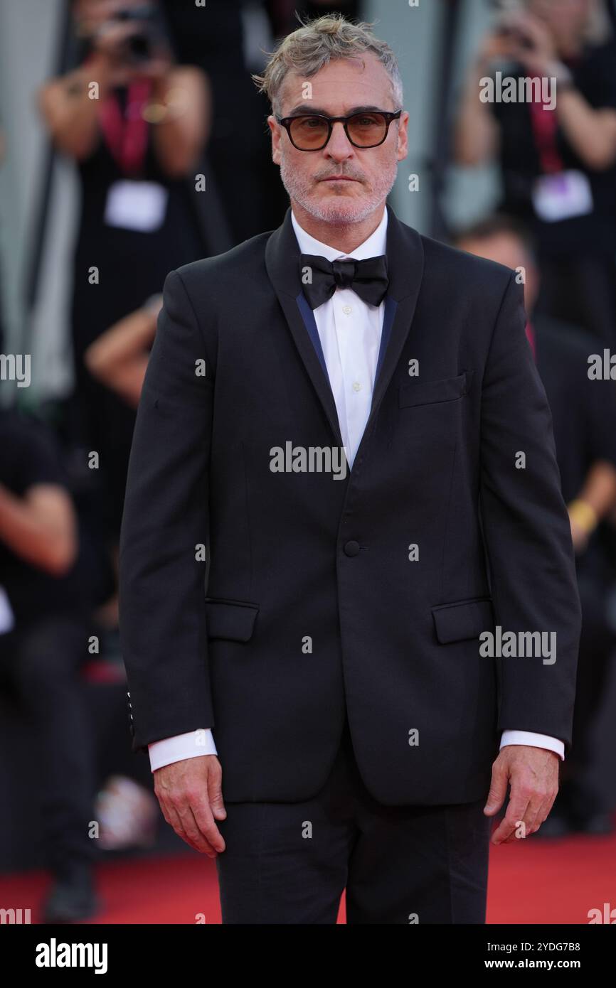 Joaquin Phoenix assiste au tapis rouge « Joker : folie à deux » lors du 81e Festival international du film de Venise le 4 septembre 2024 à Venise Banque D'Images