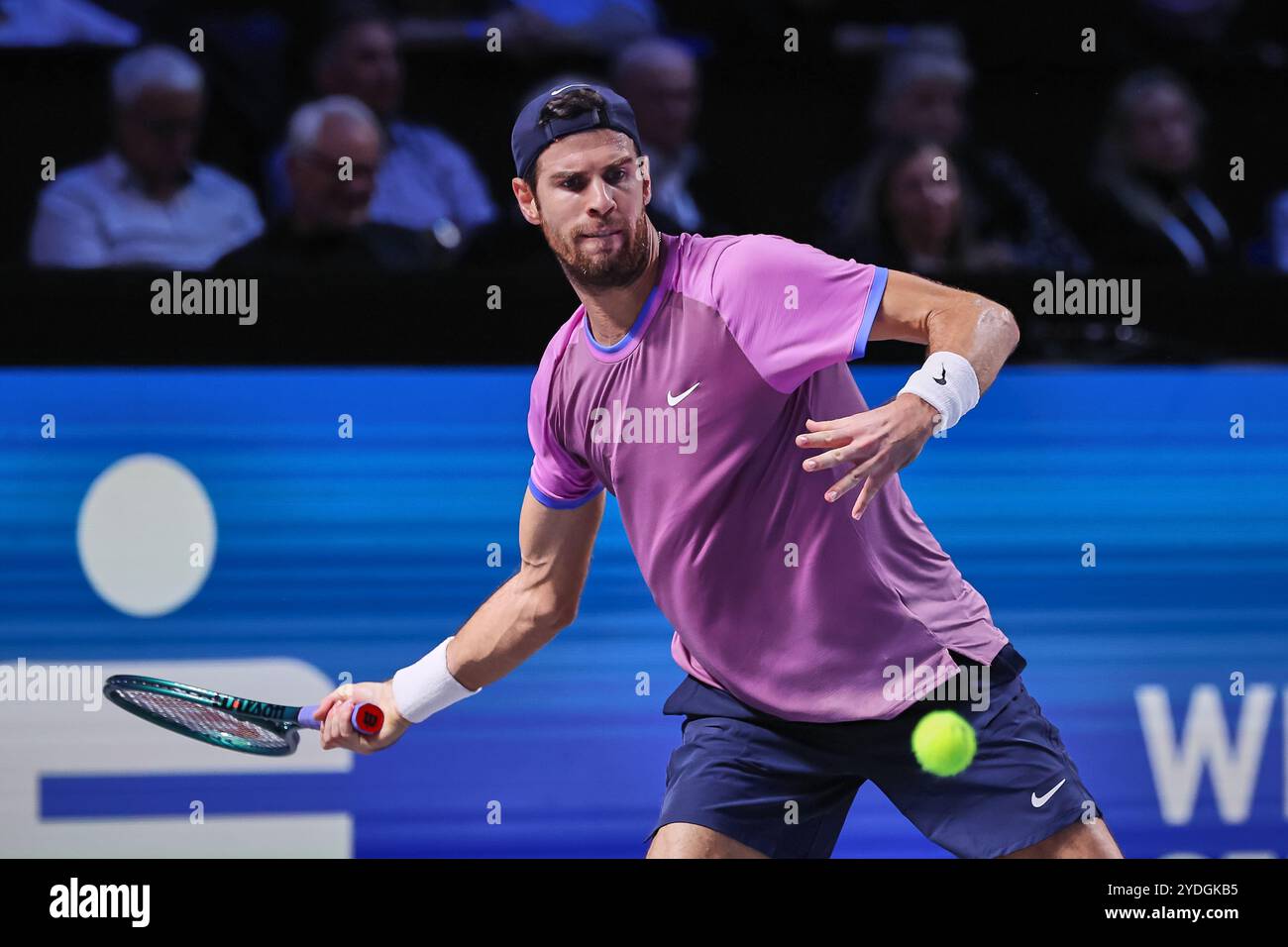 Vienne, Vienne, Autriche. 26 octobre 2024. Karen Khachanov, revient en avant-première lors de l'Erste Bank Open - ATP500, tennis masculin (crédit image : © Mathias Schulz/ZUMA Press Wire) USAGE ÉDITORIAL SEULEMENT! Non destiné à UN USAGE commercial ! Banque D'Images