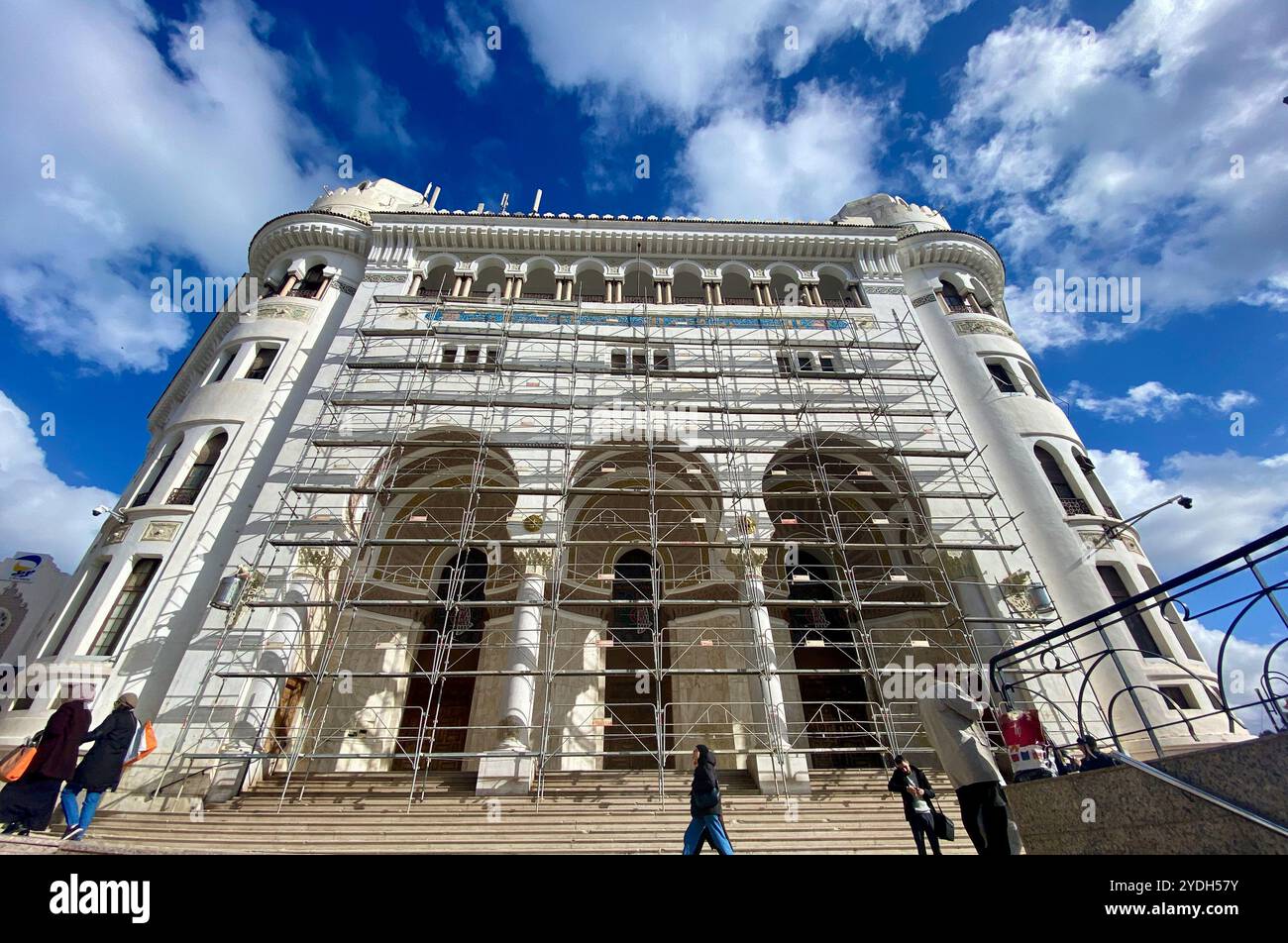 La Grande Poste Alger est un bâtiment de style néo-mauresque Arabisance construit à Alger en 1910 par Henri-Louis dit Jules Voinot architectes et Marius Banque D'Images