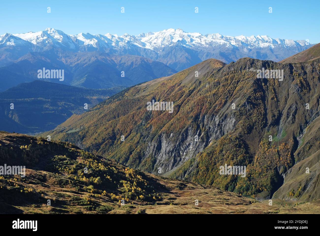 Vue d'automne dans les montagnes Banque D'Images