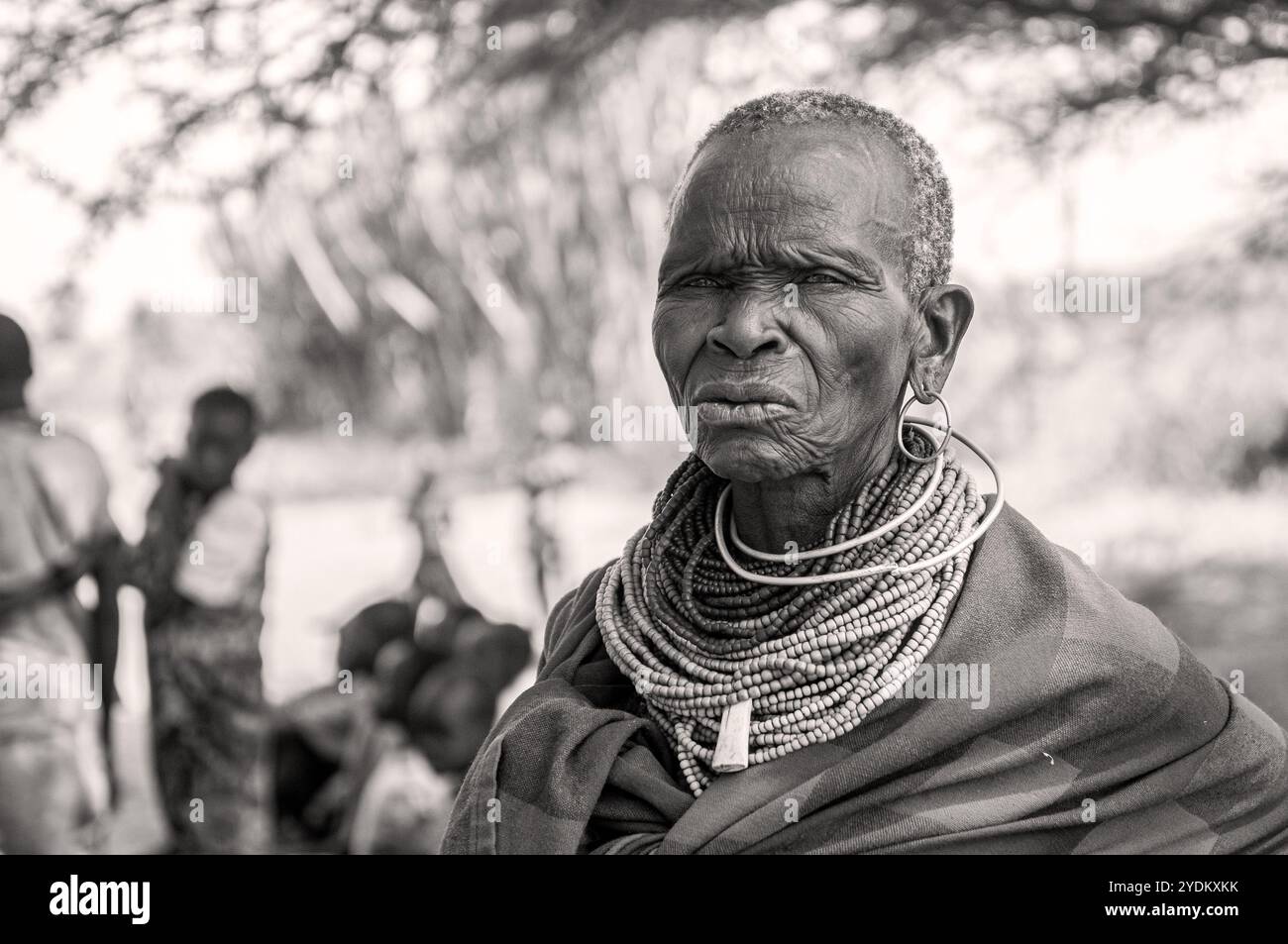 Portrait d'une vieille femme Pokot à Amudat Karamoja, Ouganda Banque D'Images