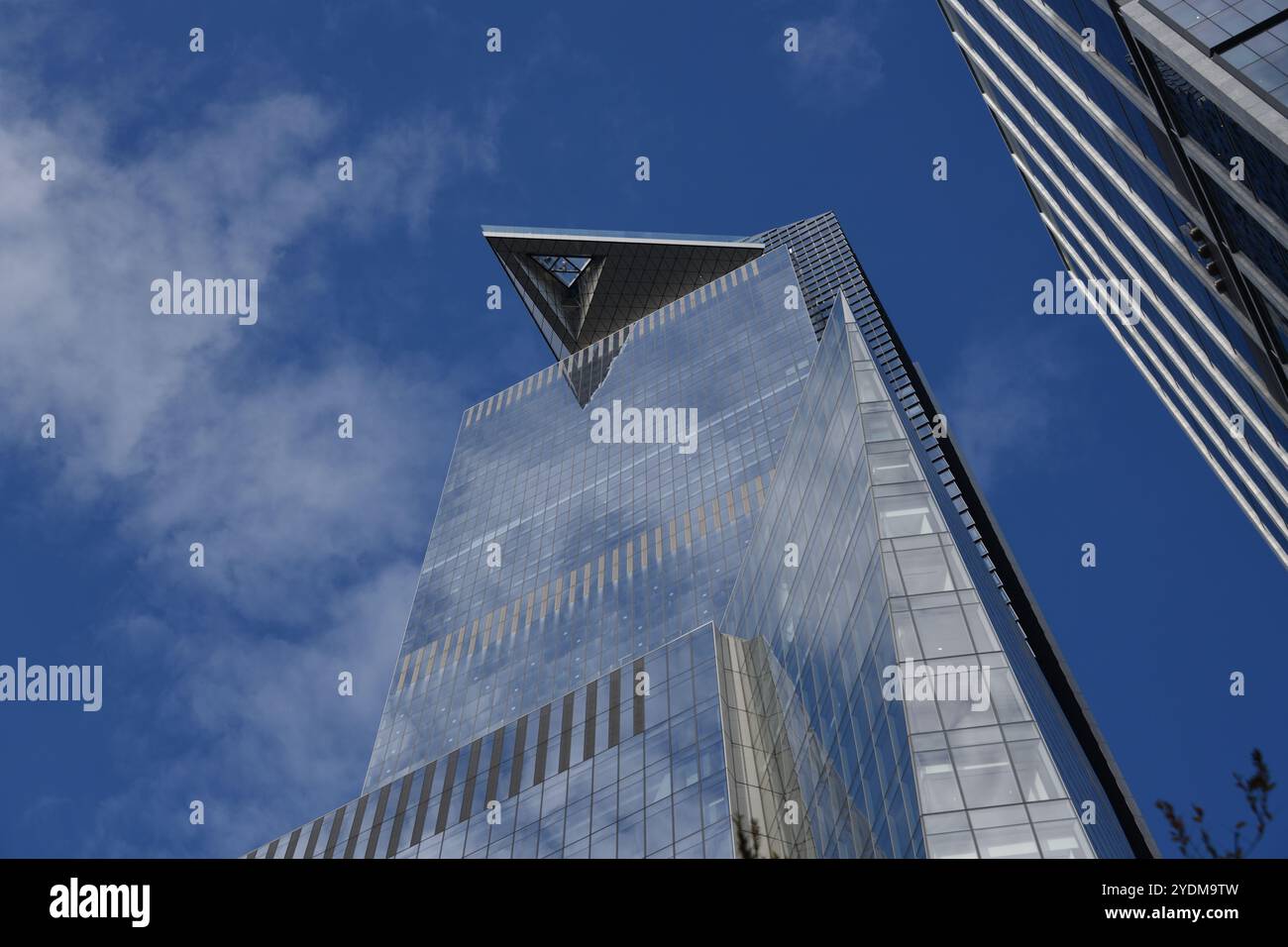 La plate-forme d'observation à 30 Hudson Yards connu sous le nom de Edge sur le côté ouest de Manhattan New York City NY USA Banque D'Images