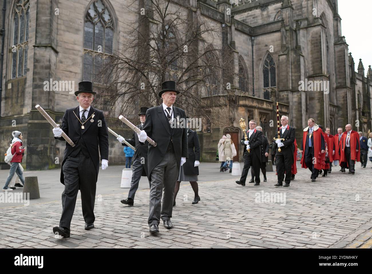 Édimbourg Écosse, Royaume-Uni 27 octobre 2024. Procession de la cathédrale St Giles aux chambres de la ville suivant le Service académique. crédit sst/alamy live news Banque D'Images