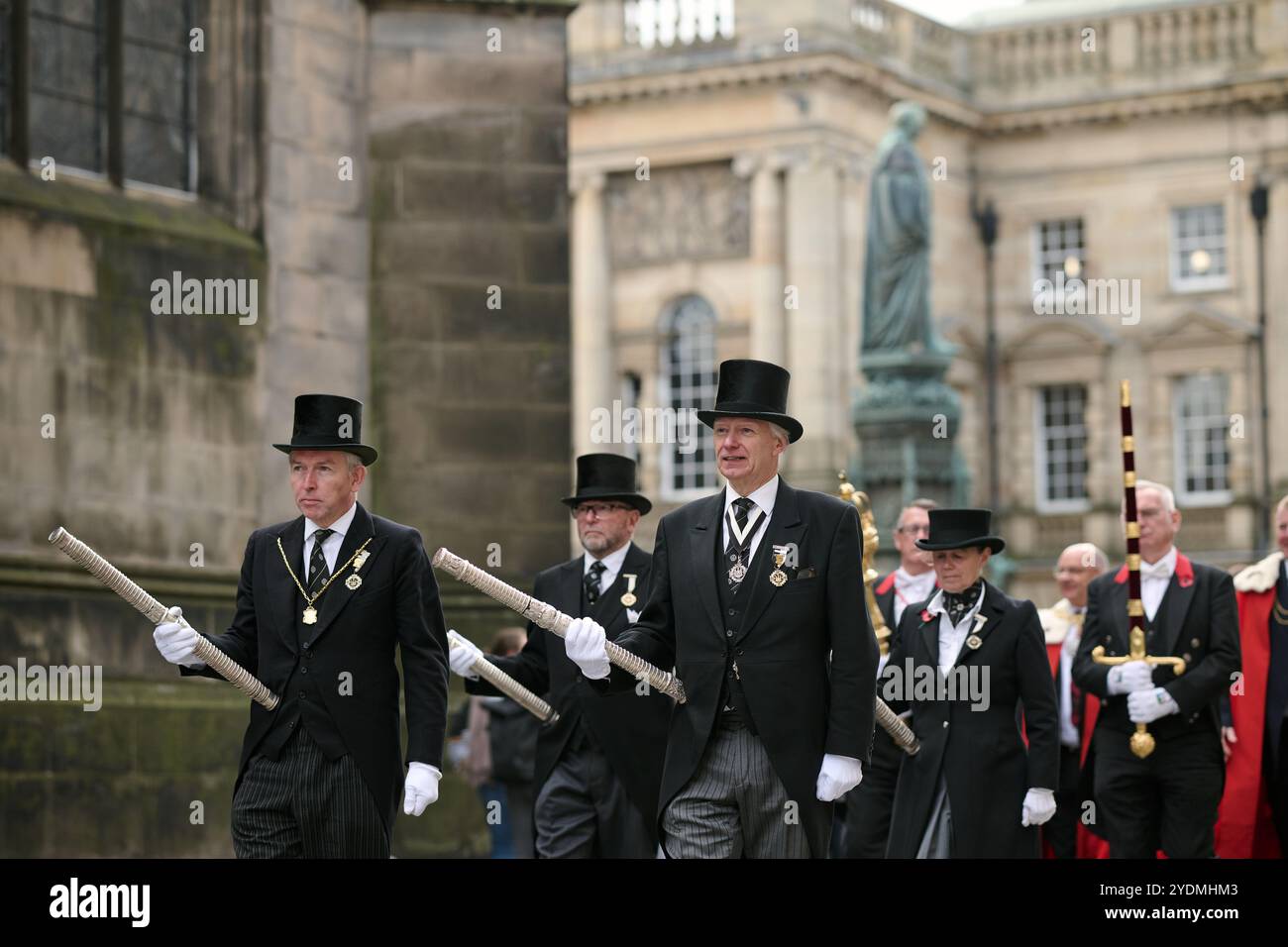 Édimbourg Écosse, Royaume-Uni 27 octobre 2024. Procession de la cathédrale St Giles aux chambres de la ville suivant le Service académique. crédit sst/alamy live news Banque D'Images