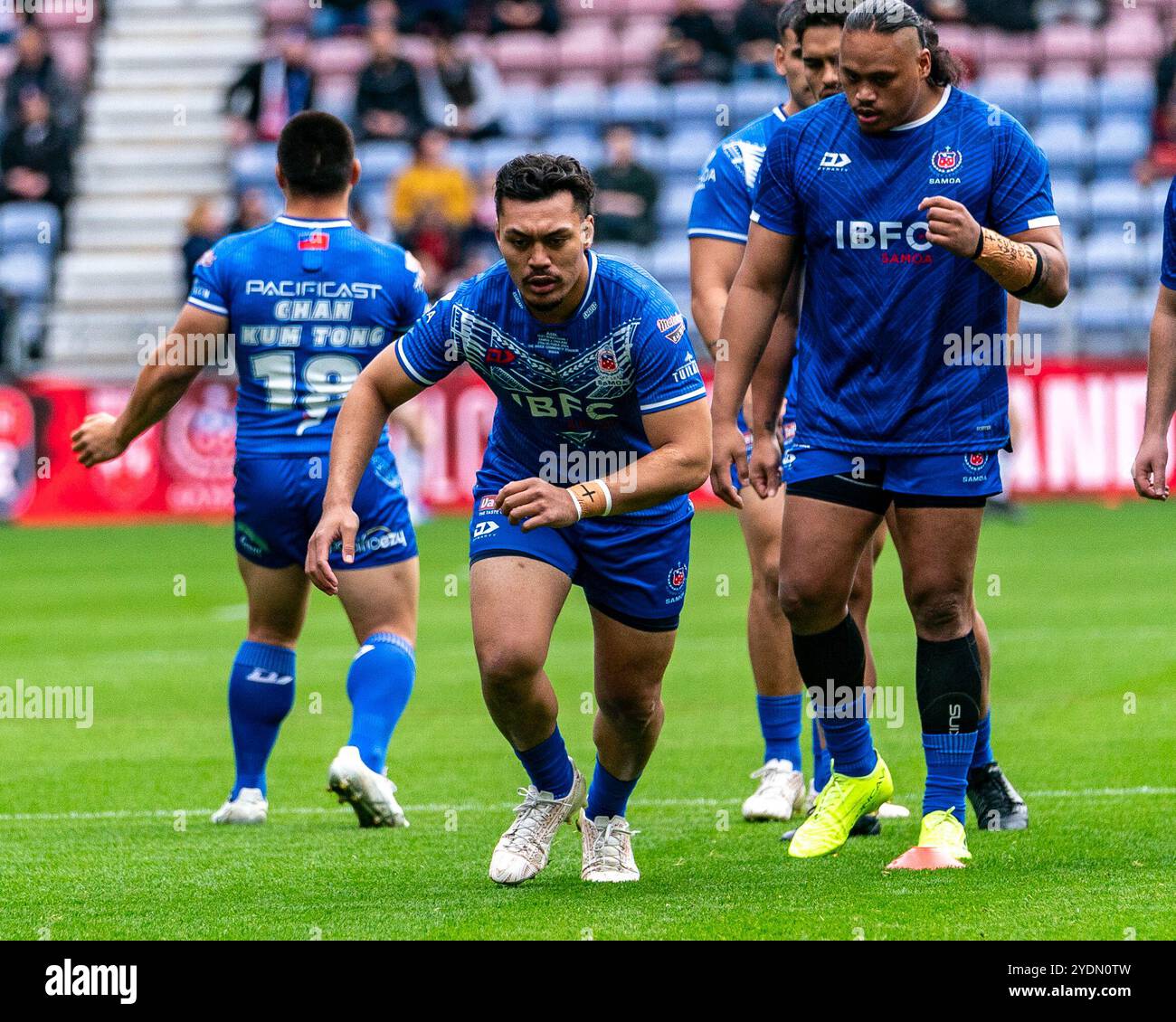 Wigan, UK.27th octobre 2024. ABK Beer England v Samoa International test Series 2024. Jeremiah Nanai de Samoa pendant l'échauffement. Crédit Paul Whitehurst/PBW Media/Alamy Live News Banque D'Images