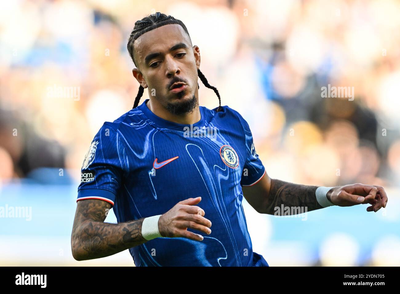 Malo Gusto de Chelsea lors du match de premier League Chelsea vs Newcastle United à Stamford Bridge, Londres, Royaume-Uni, 27 octobre 2024 (photo de Cody Froggatt/News images) Banque D'Images