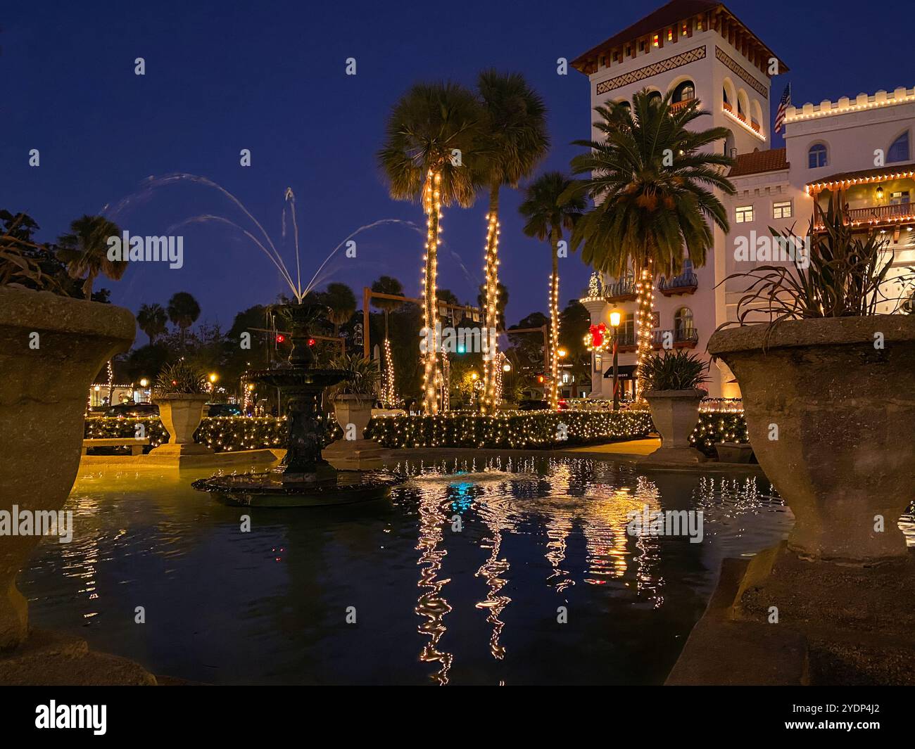 Casa Monica Hotel anciennement Cordova Hotel pendant les nuits de Lights Holiday Celebration, composé Augustine, Florida, USA Banque D'Images