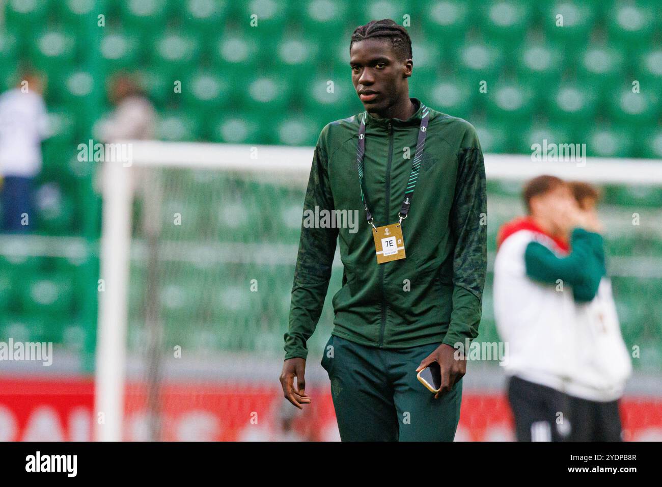 Varsovie, Pologne. 03 Oct, 2024. Assane Diao (Real Betis Balompie) vu lors du match de l'UEFA Europa Conference League entre les équipes de Legia Warszawa et Real Betis Balompie au Stadion Miejski Legii Warszawa. Score final Legia Warszawa 1:0 Real Betis Balompie (photo de Maciej Rogowski/SOPA images/Sipa USA) crédit : Sipa USA/Alamy Live News Banque D'Images