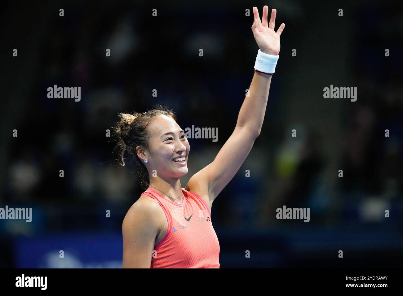 Tokyo, Japon. 27 octobre 2024. Qinwen Zheng (CHN) Tennis : finale en simple au Colisée Ariake lors du TORAY PAN PACIFIC OPEN TENNIS 2024 à Tokyo, Japon . Crédit : SportsPressJP/AFLO/Alamy Live News Banque D'Images