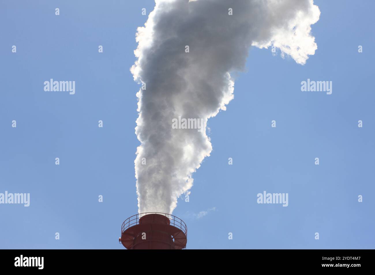 La fumée de cheminée Banque D'Images