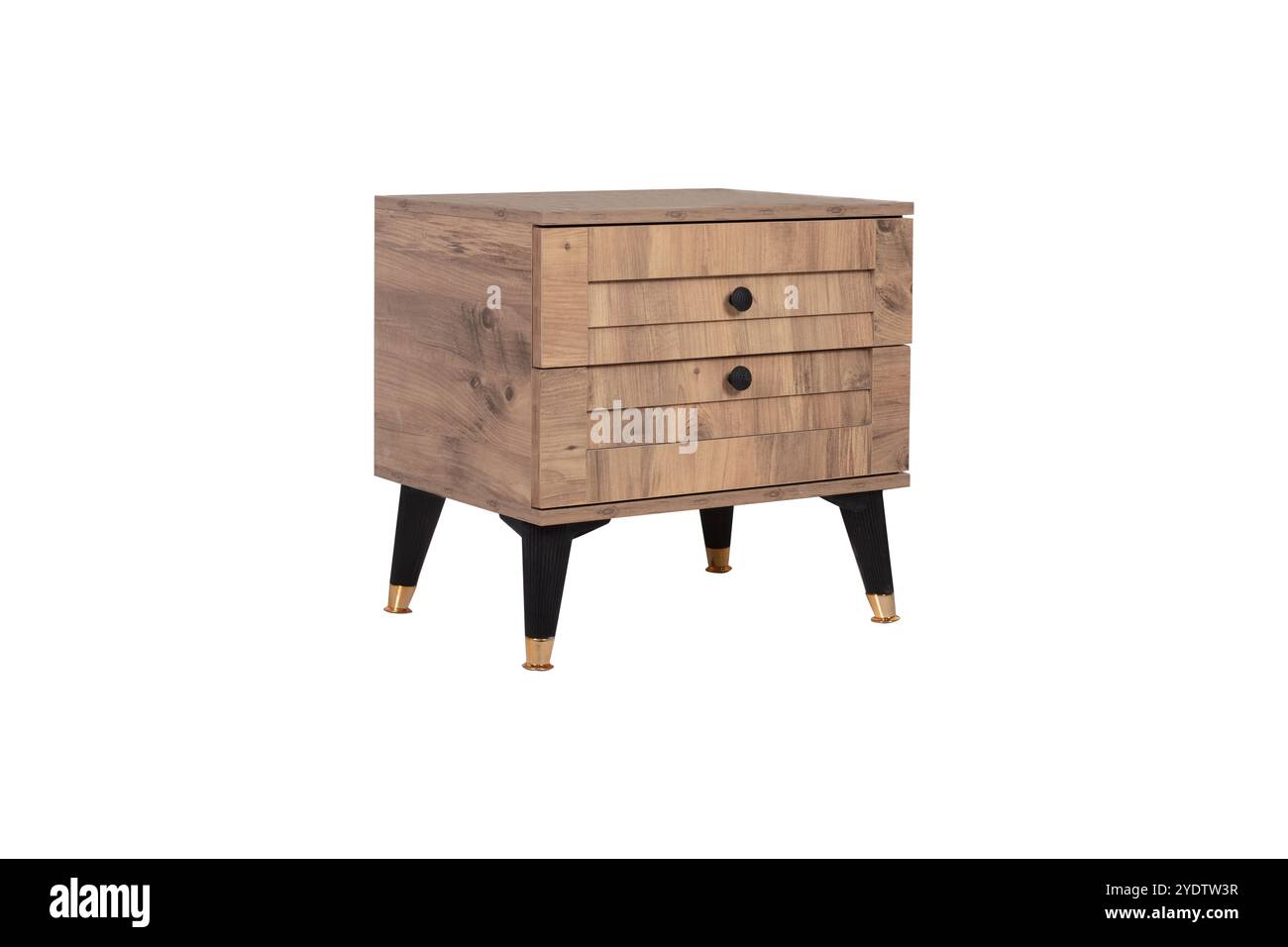 Table de nuit moderne jaune-brun et bois avec deux tiroirs et accents en laiton - pièce de mobilier de chambre élégante Banque D'Images