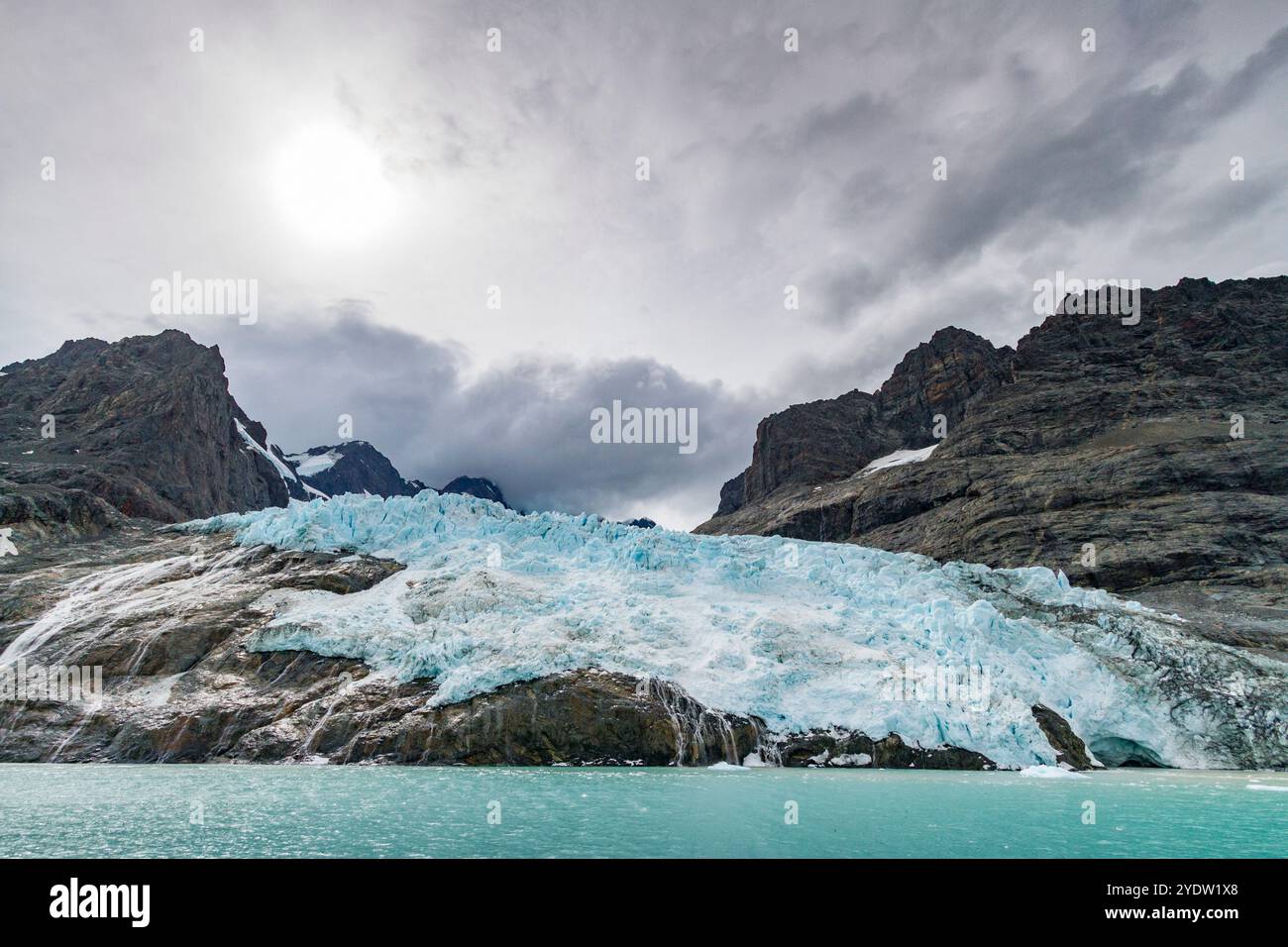Vues sur les glaciers et les montagnes du fjord Drygalski sur le côté sud-est de la Géorgie du Sud, Océan Austral, régions polaires Banque D'Images