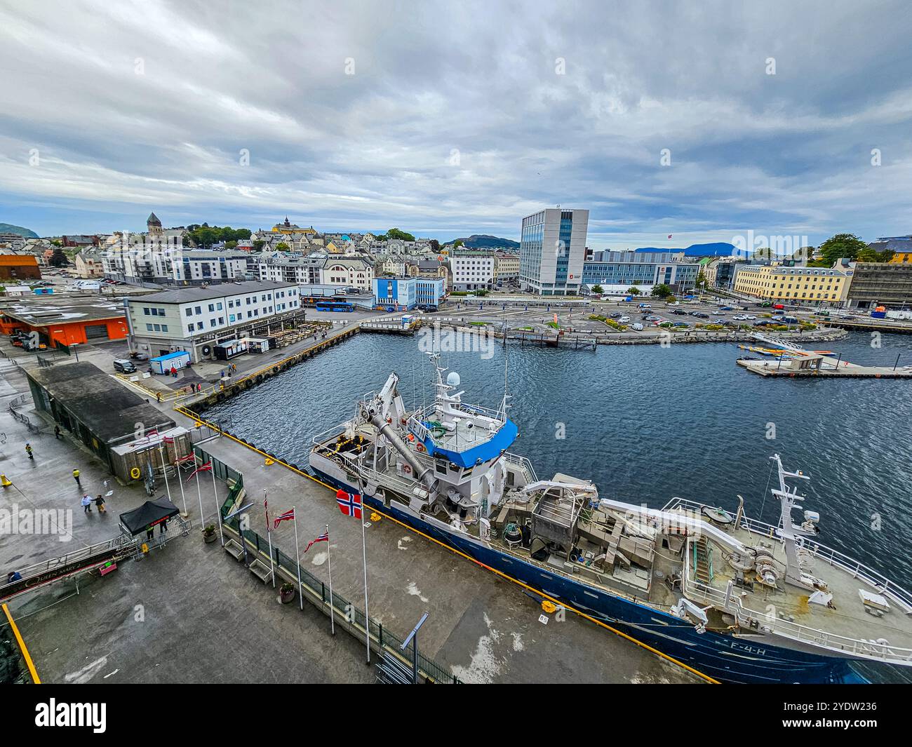 Vue sur Alesund, More og Romsdal, Norway, Scandinavia, Europe Banque D'Images