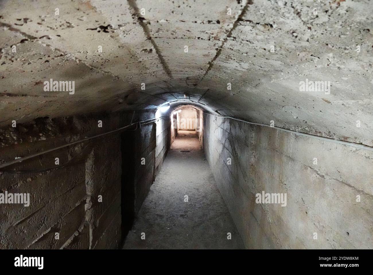 Bunker nucléaire de l'ère soviétique, centre de Tirana, Albanie, Europe Banque D'Images