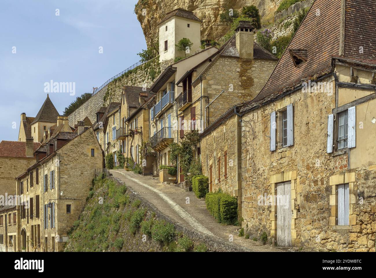 Rue avec maisons historiques à Beynac-et-Cazenac, Dordogne, France, Europe Banque D'Images