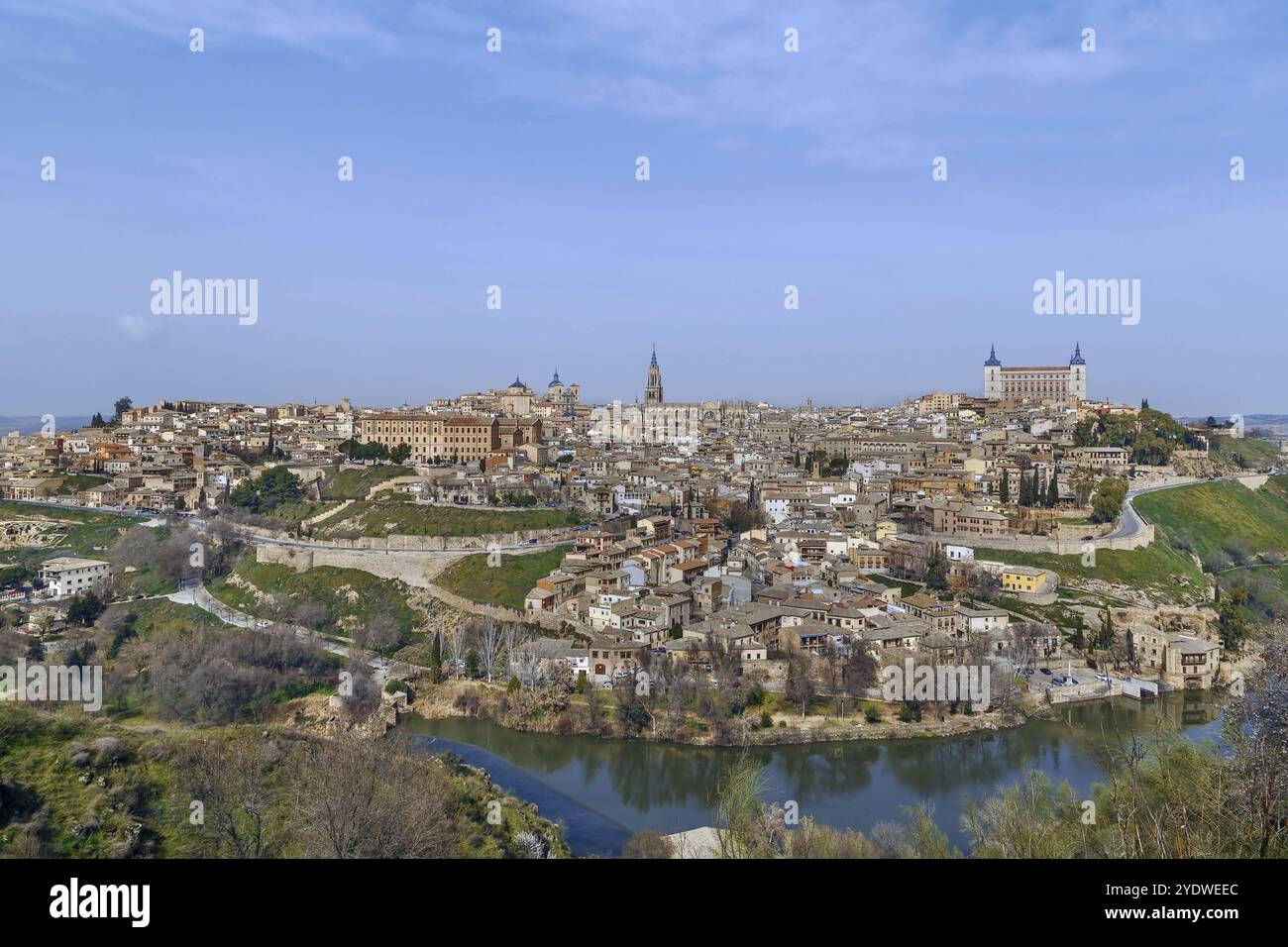 Vue de Tolède de l'autre côté du Tage, Espagne, Europe Banque D'Images