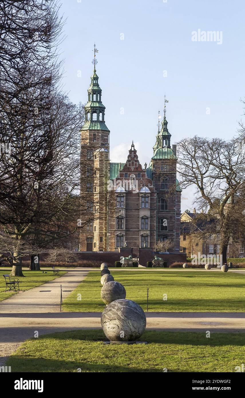 Rosenborg Palace est un château Renaissance situé à Copenhague, au Danemark. Le château a été construit à l'origine comme une maison d'été de campagne en 1606 Banque D'Images