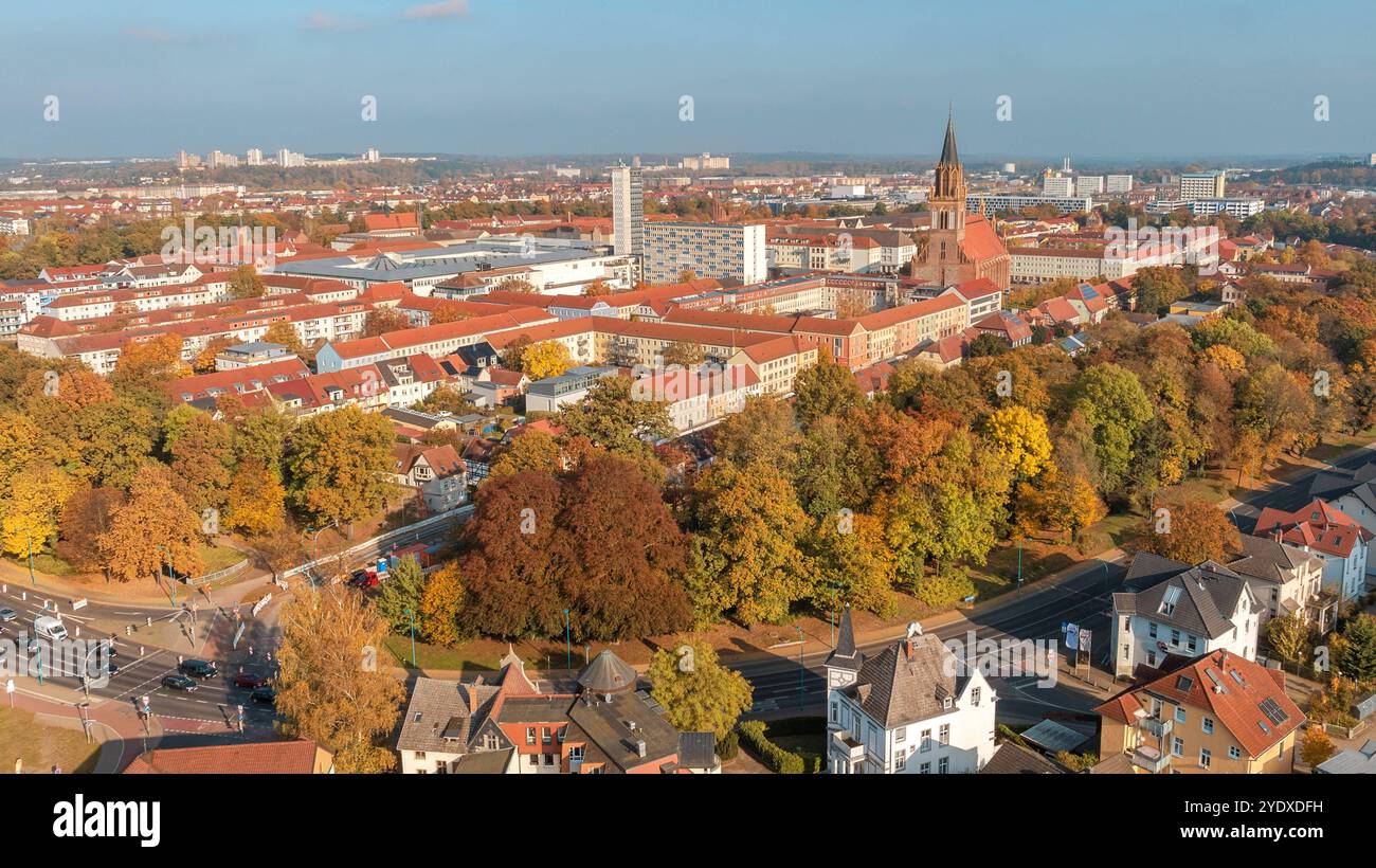 25.10.2024 : Neubrandenburg Neubrandenburg Mecklembourg - Poméranie occidentale *** 25 10 2024 Neubrandenburg Neubrandenburg Mecklembourg-Poméranie occidentale Allemagne Banque D'Images