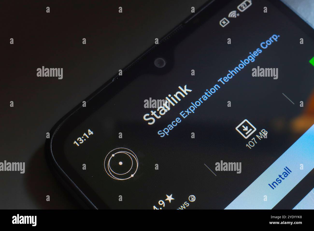 28 octobre 2024, Brésil. Dans cette illustration photo, le logo de l'application Starlink est affiché sur l'écran d'un smartphone Banque D'Images