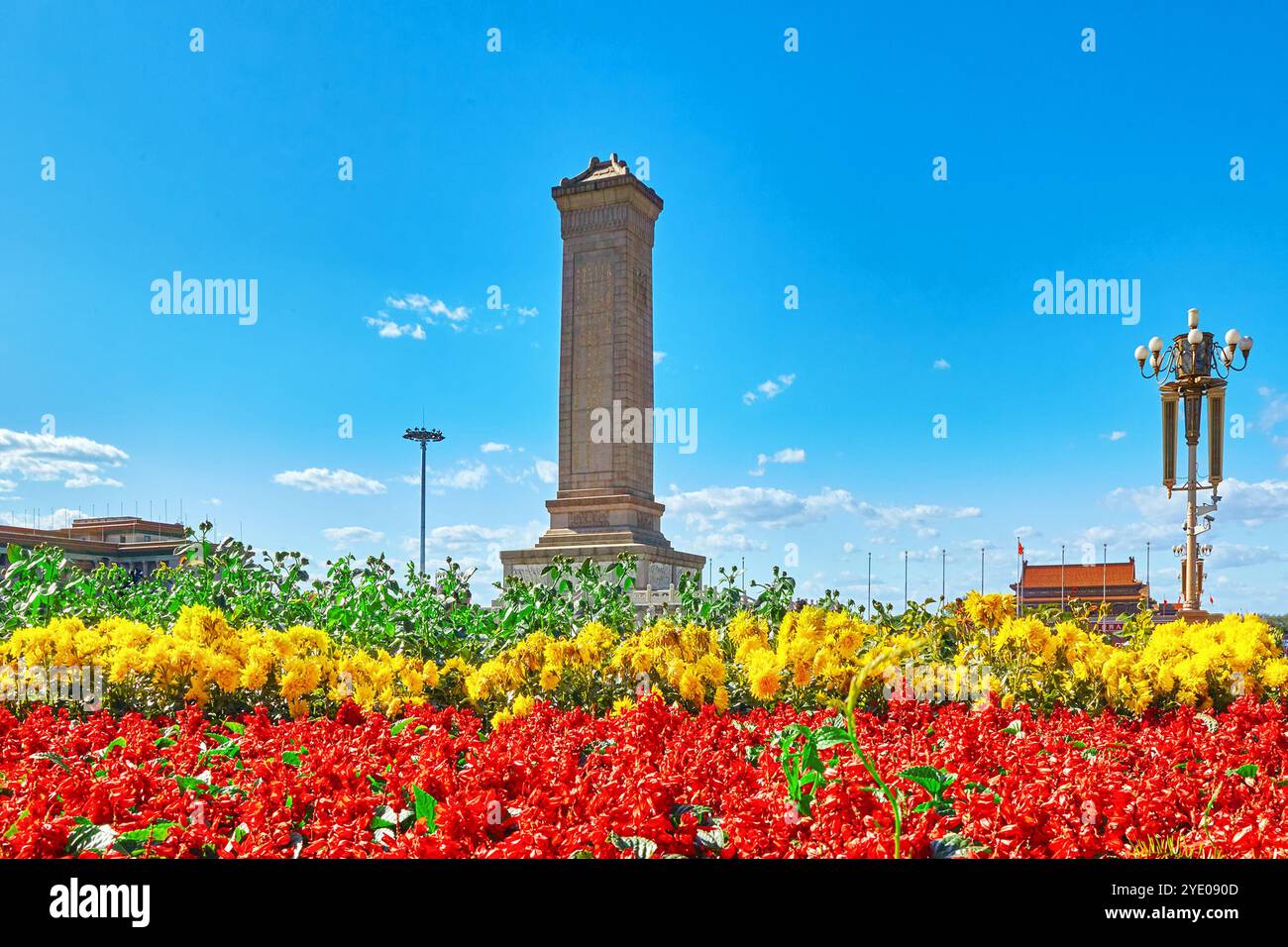 Monument aux héros du peuple sur la Place Tian'anmen - la troisième plus grande place du monde, Beijing, Chine. Banque D'Images