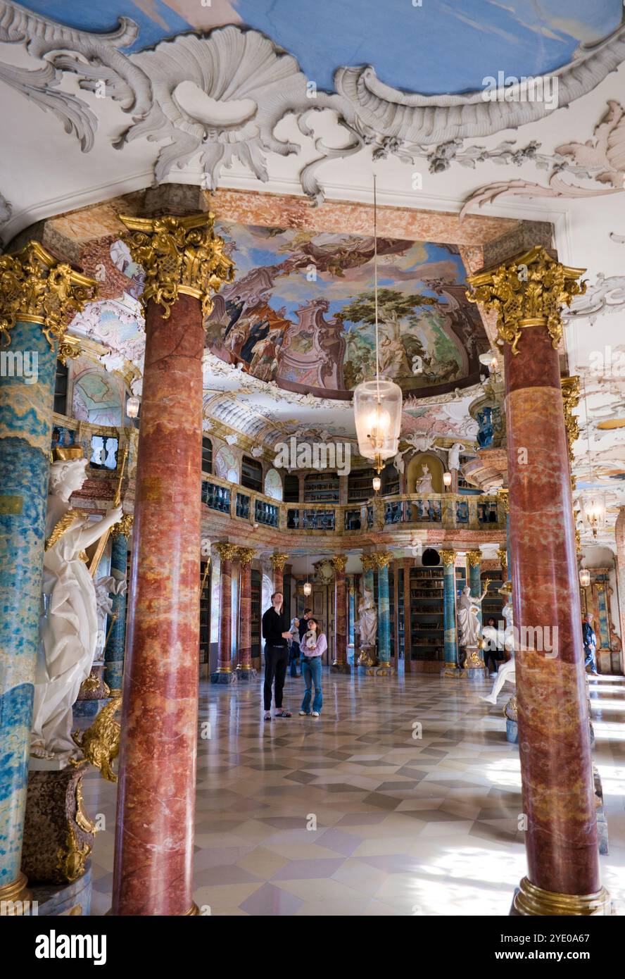 L'un des plus beaux exemples d'architecture rococo que l'on puisse ...