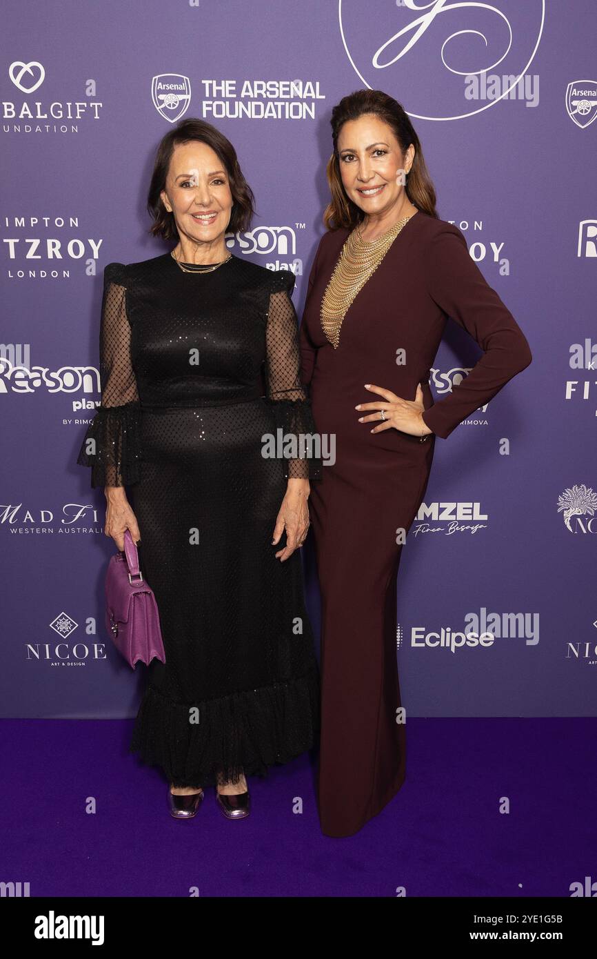 Londres, Royaume-Uni. 29 octobre 2024. Arlene Phillips et Maria Bravo assistent au Global Gift Gala 2024 Londres - arrivées à l'hôtel Kimpton Fitzroy le 29 octobre 2024 à Londres, Angleterre, Royaume-Uni. Crédit : S.A. / Alamy Live News Banque D'Images