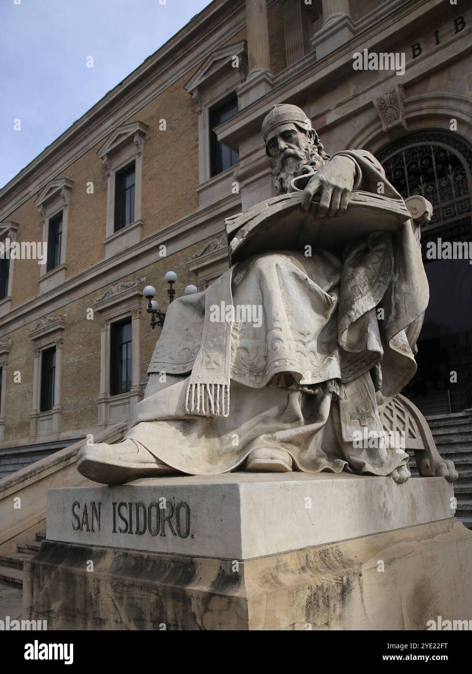 Statue d'Isidore de Séville (v. 560-636). Madrid. Auteur José Alcoverro, 1892. Banque D'Images