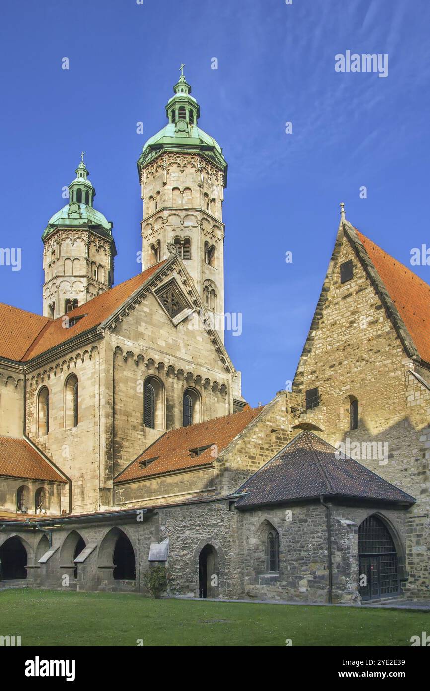 La cathédrale de Naumburg des Saints Apôtres Pierre et Paul (Naumburger Dom) est une ancienne cathédrale située à Naumburg, en Allemagne, en Europe Banque D'Images