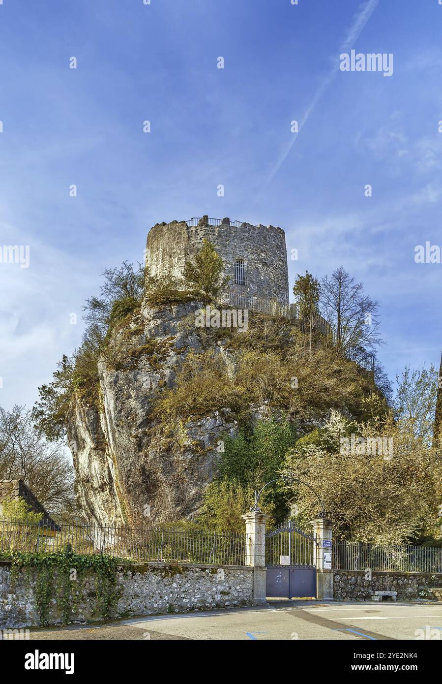 Tour des ruines du château de la Roche-sur-Foron, France, Europe Banque D'Images