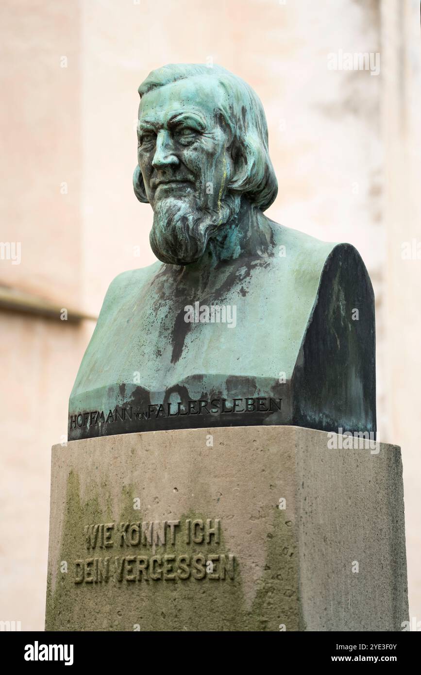 La tombe d'August Heinrich Hoffmann, Hoffmann von Fallersleben, 1798–1874, poète allemand, Abbey Castle Corvey in Hoexter, Weserbergland, Rhénanie du Nord Banque D'Images