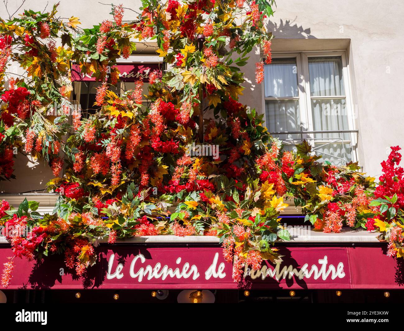 Fleurs, le Grenier de Montmartre, Café Paris, Restaurant, Paris, France, Europe, UE. Banque D'Images