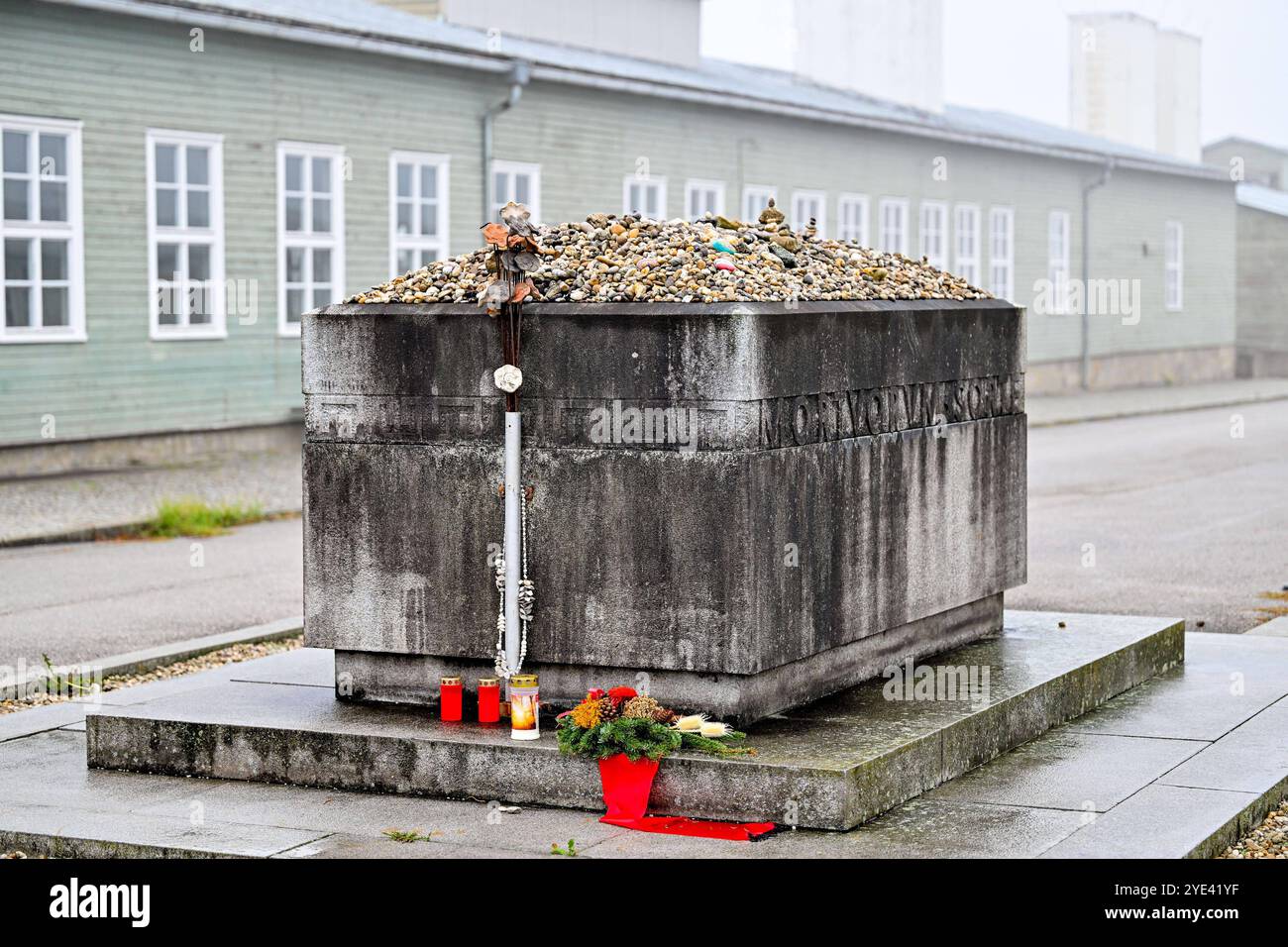 KZ Gedenkstaette Mauthausen, Konzentrationslager Memorial 29.10.2024, Mauthausen, AUT, Konzentrationslager Memorial, im Bild KZ Gedenkstaette Mauthausen Memorial, Mahnmal am Apellplatz Oberoesterreich *** KZ Gedenkstaette Mauthausen, concentration Camp Memorial 29 10 2024, Mauthausen, AUT, concentration Camp Memorial, sur la photo KZ Gedenkstaette Mauthausen Memorial, Mahnmal am Apellplatz Oberoesterreich Mauthausen, KZ Gedenkstaette, 29.10.2024-17 Banque D'Images