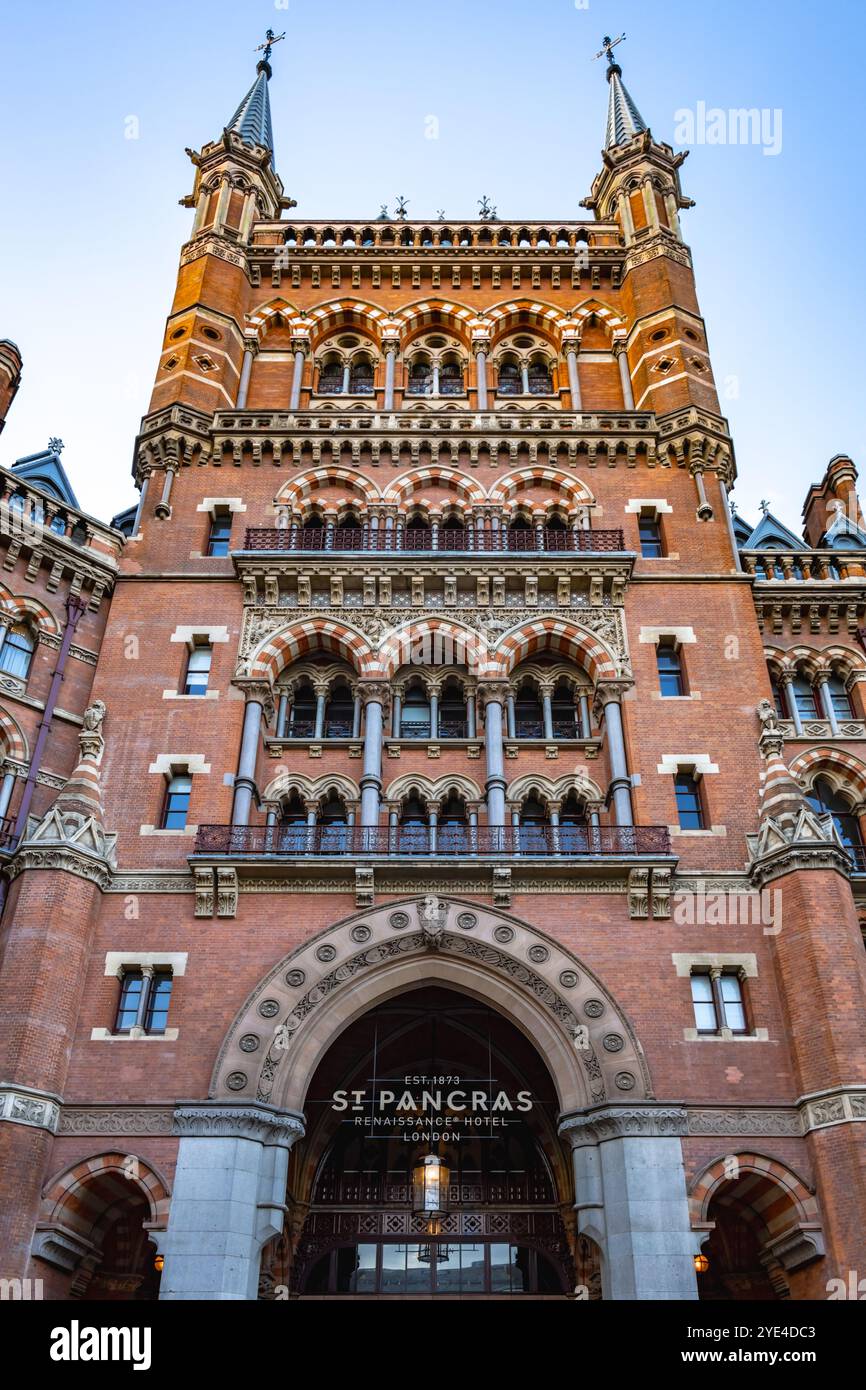 Extérieur du Pancras Renaissance Hotel à Londres. Banque D'Images