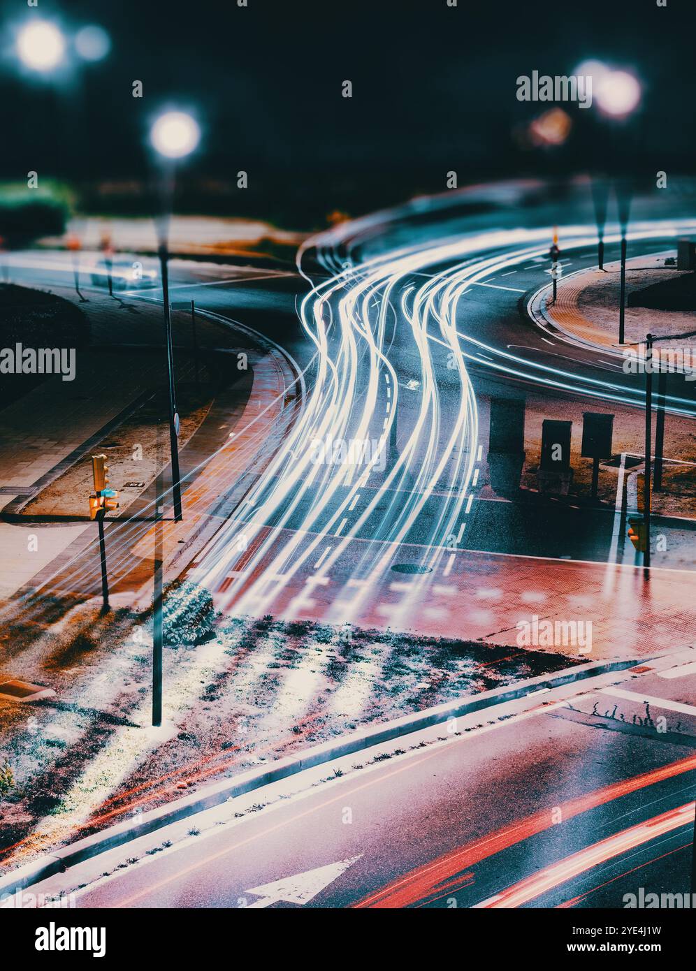 Abstrait Motion Blur et feux de circulation dans la ville.Light sentiers dans la rue la nuit Banque D'Images