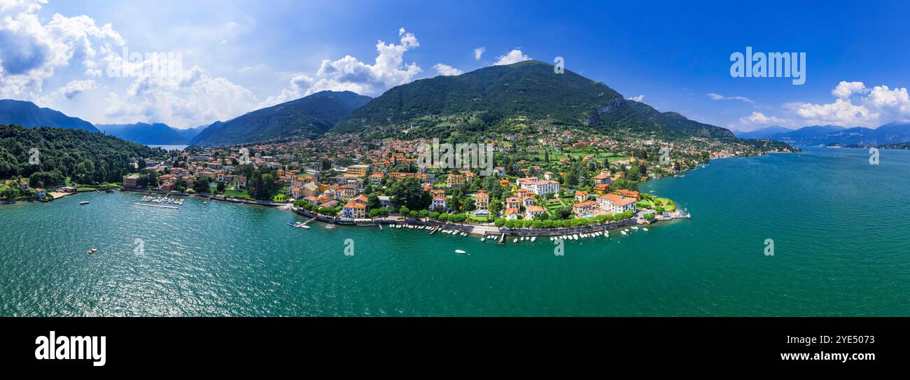 Beaux lacs du nord de l'Italie lac de Côme - romantique Lago di Como, Tremezzina ville, destination pour la célèbre Villa del Balbinello. panor de drone aérien Banque D'Images