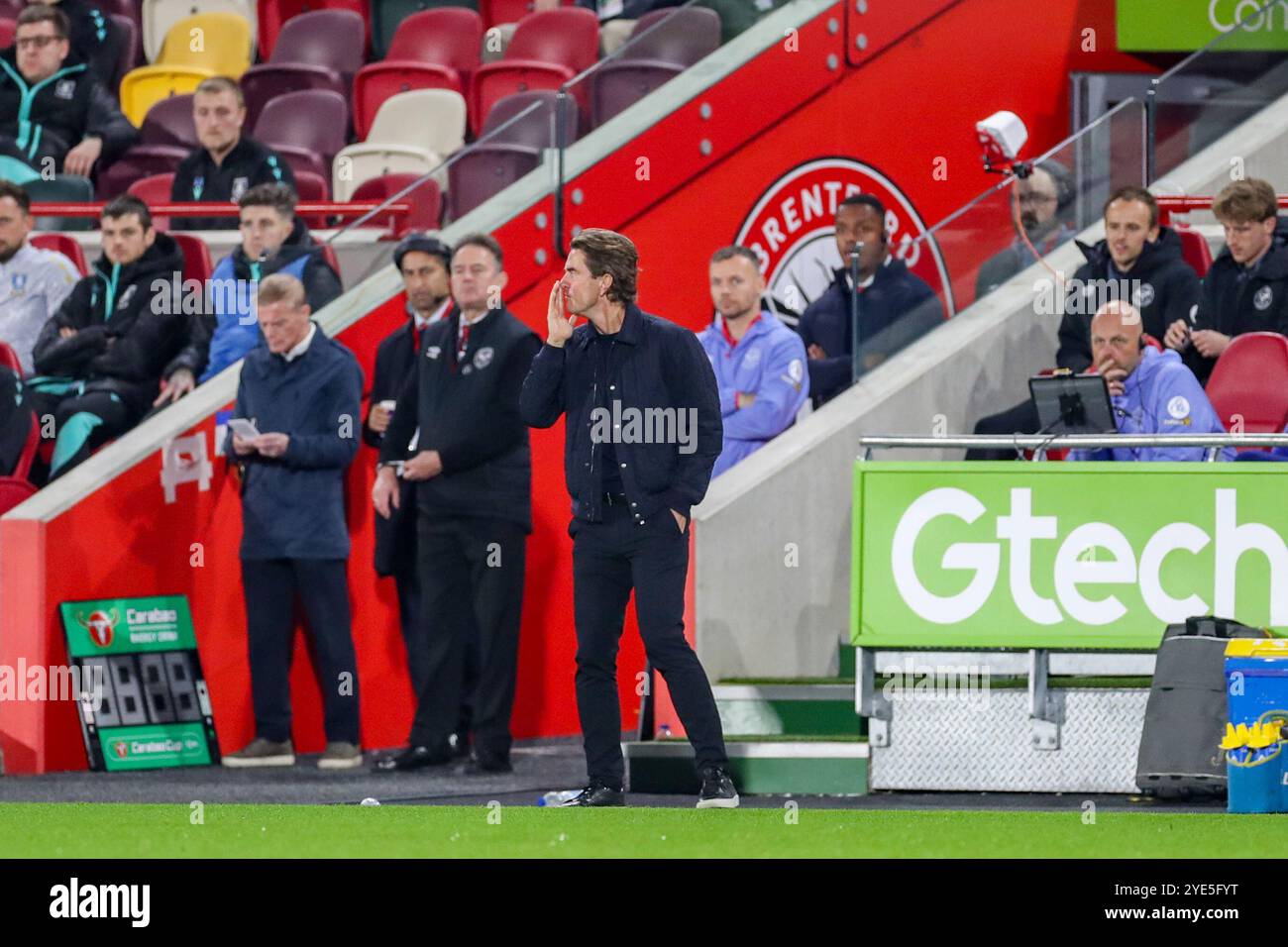 Thomas Frank, manager de Brentford, gestes lors du match Brentford FC v Sheffield mercredi FC Carabao Cup Round of 16 au Gtech Community Stadium, Londres, Angleterre, Royaume-Uni le 29 octobre 2024 crédit : Every second Media/Alamy Live News Banque D'Images