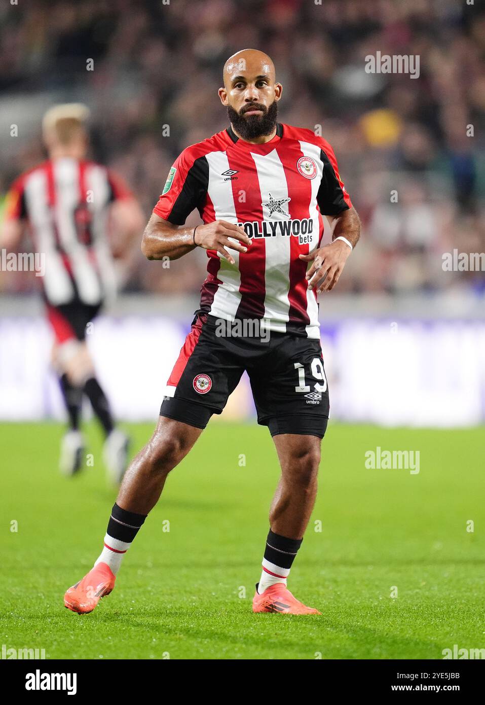 Bryan Mbeumo de Brentford lors du match de quatrième tour de la Coupe Carabao au Gtech Community Stadium de Londres. Date de la photo : mardi 29 octobre 2024. Banque D'Images