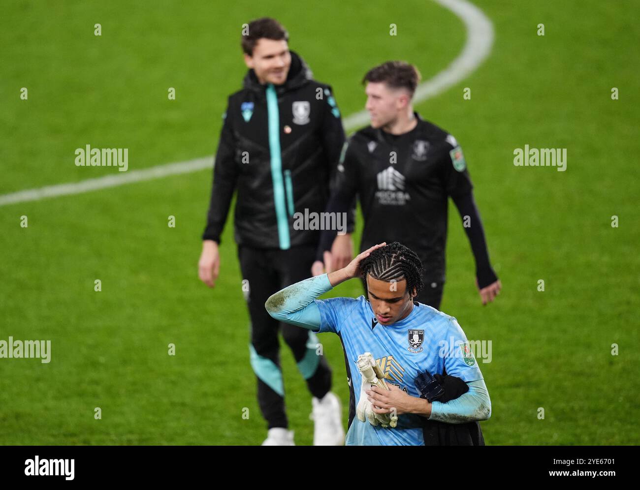 Le gardien Pierce Charles de Sheffield mercredi réagit après le match de quatrième tour de la Carabao Cup au Gtech Community Stadium de Londres. Date de la photo : mardi 29 octobre 2024. Banque D'Images